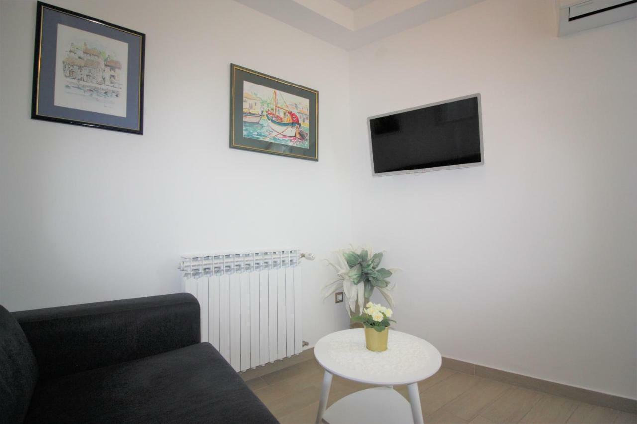 Aurora Apartments Sibenik Bagian luar foto